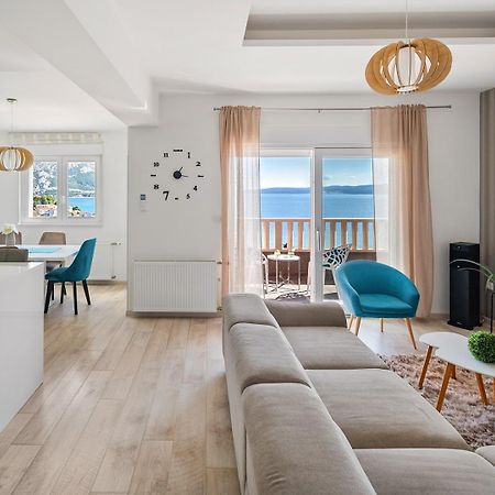 Villa Matan - Only 200M From The Sandy Beaches, Private 28M2 Pool Омиш Экстерьер фото